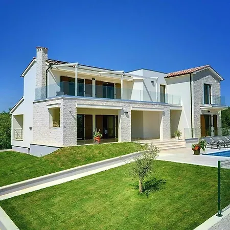 度假居 Villa Ruzica 沃德年